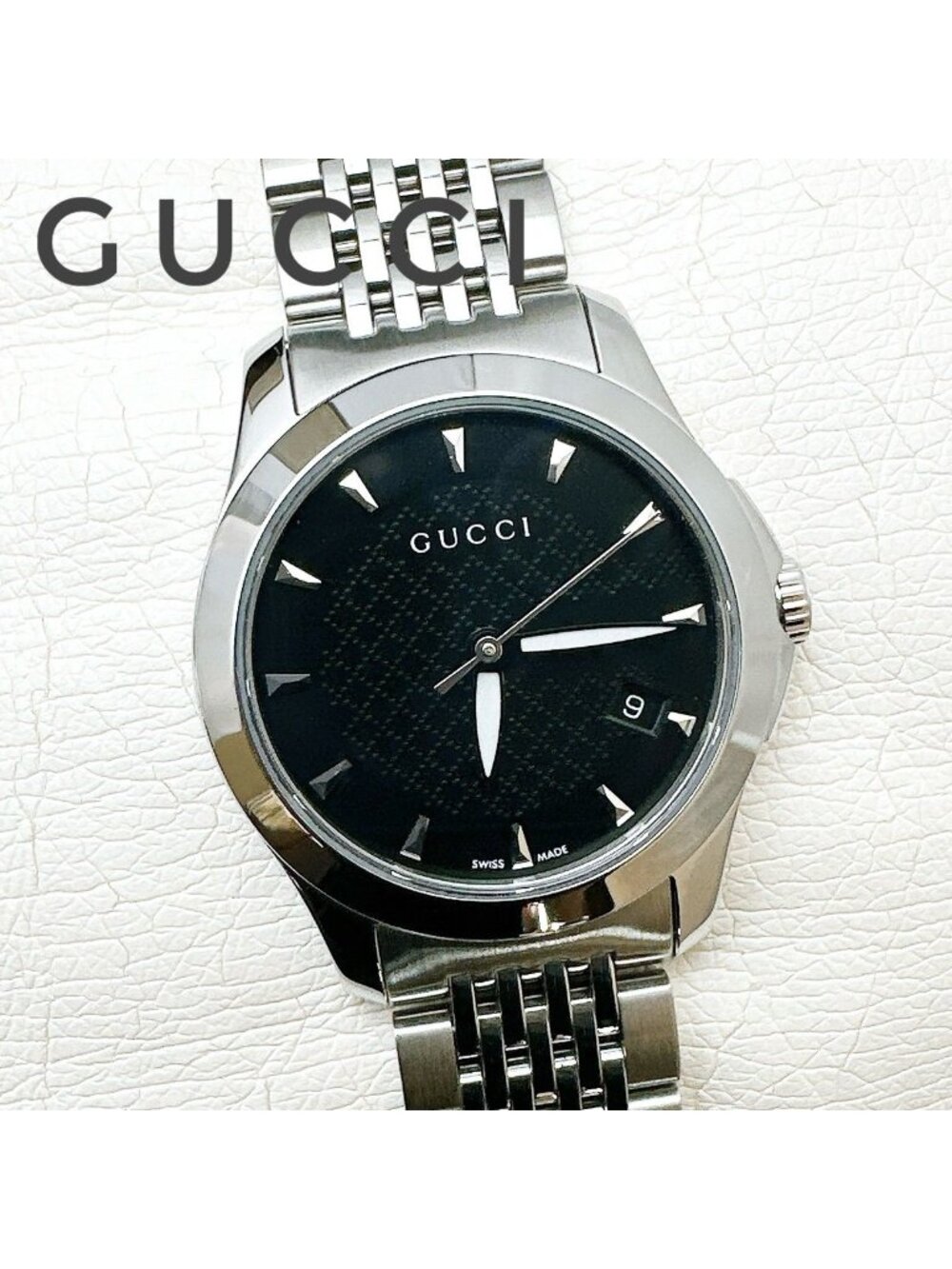 Gucci 126.5 Watch with Date Display Quartz Stainless Steel 17